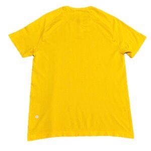 LULULEMON METAL VENT SHORT SLEEVE SHIRT SMALL LIKE NEW YELLOW
